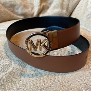 Michael Kors Leather Reversible Belt